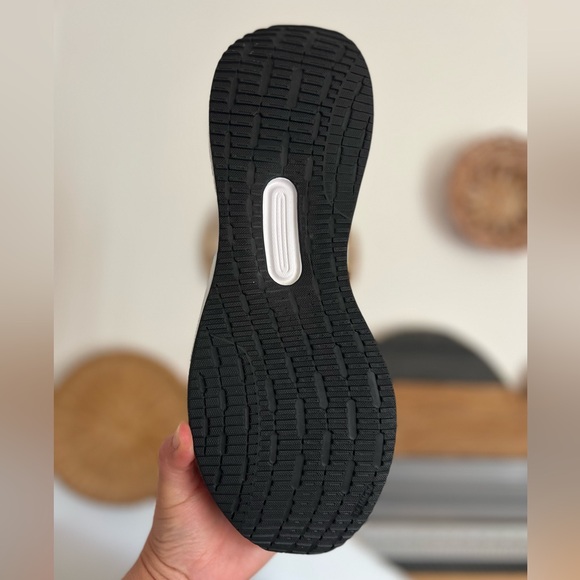 *NEW* Men’s Adidas Runfalcon 5 Running Shoes - Picture 4 of 4